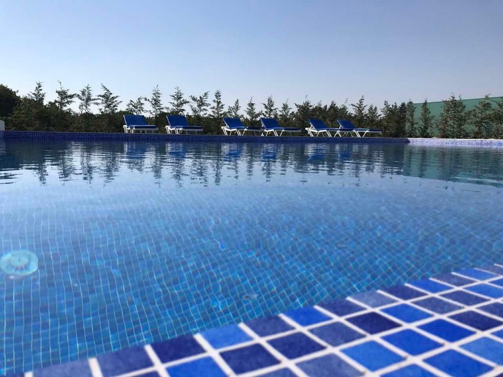 Wavebreeze Villas Пафос Екстер'єр фото