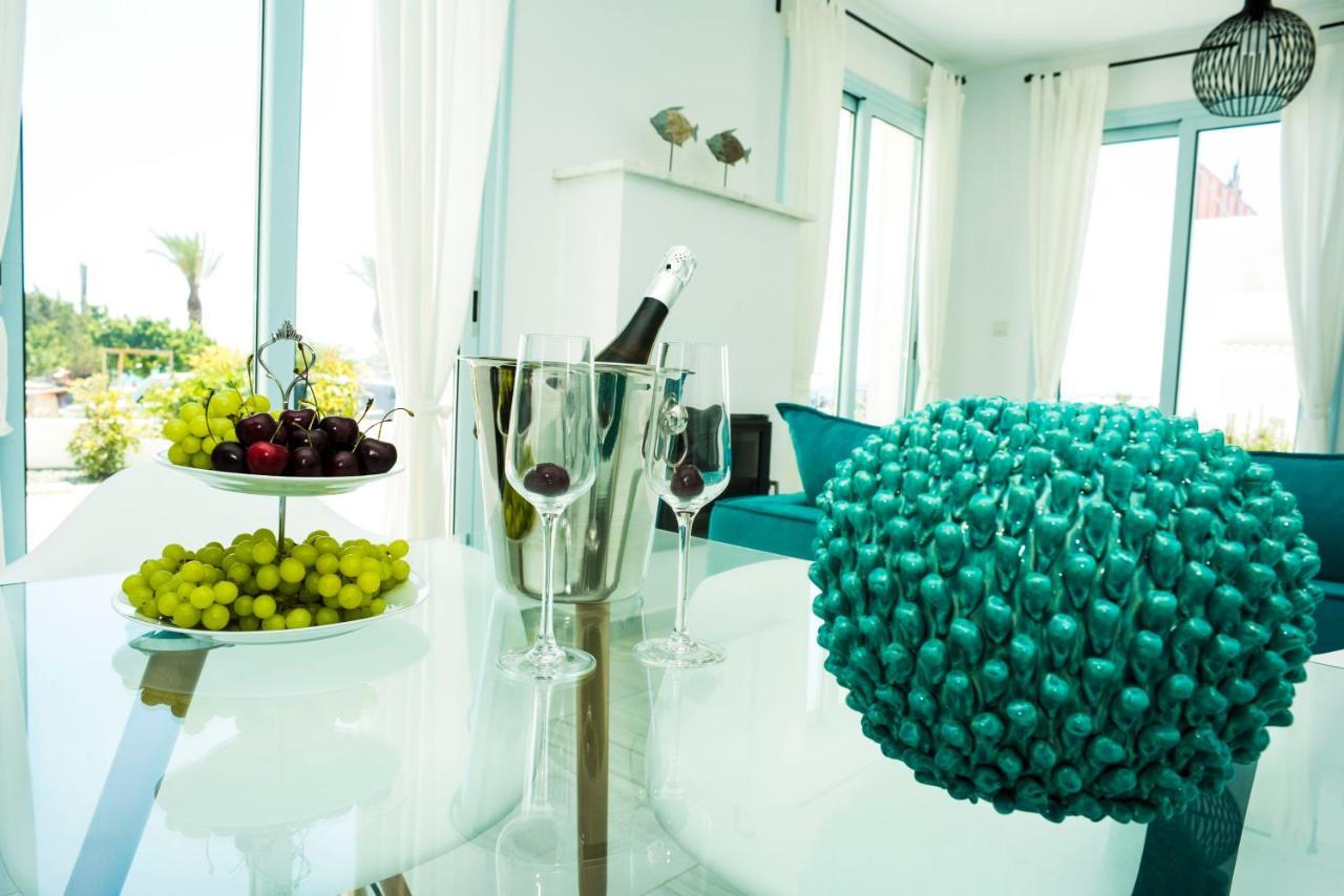 Wavebreeze Villas Пафос Екстер'єр фото